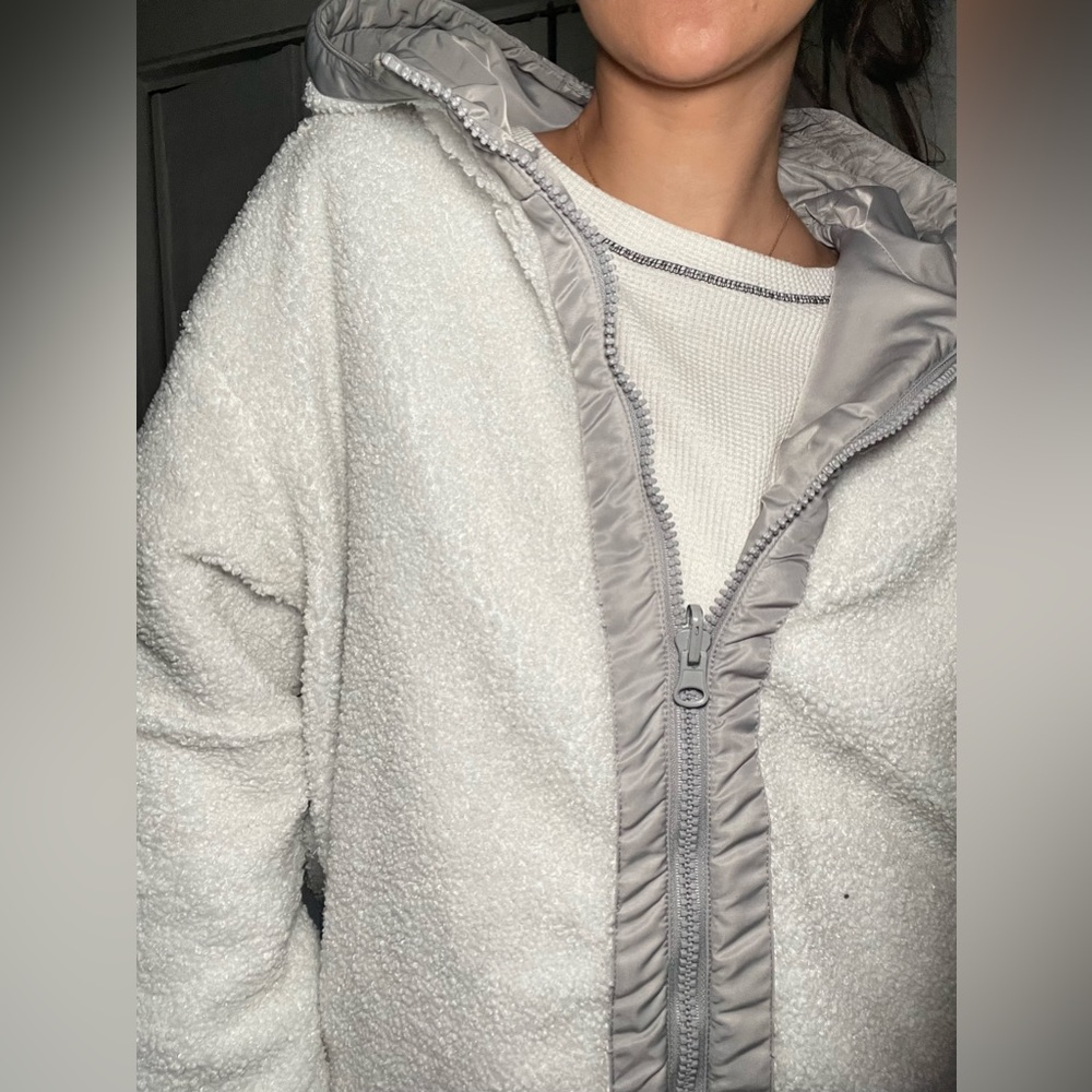 Fabletics Reversible Fleece Jacket - Picture 4 of 5